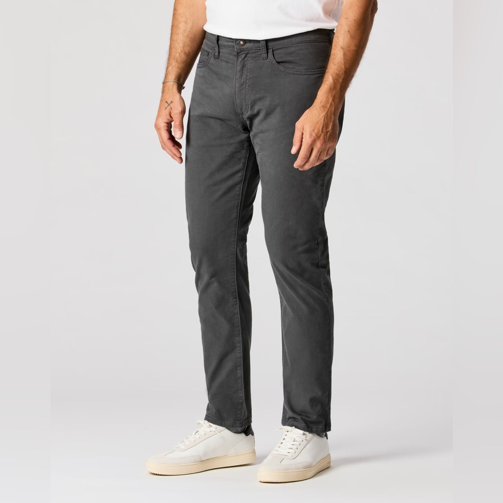Flint and Tinder 365 5 Pocket Pant Slim Fit in Charcoal, Men’s size 28x30